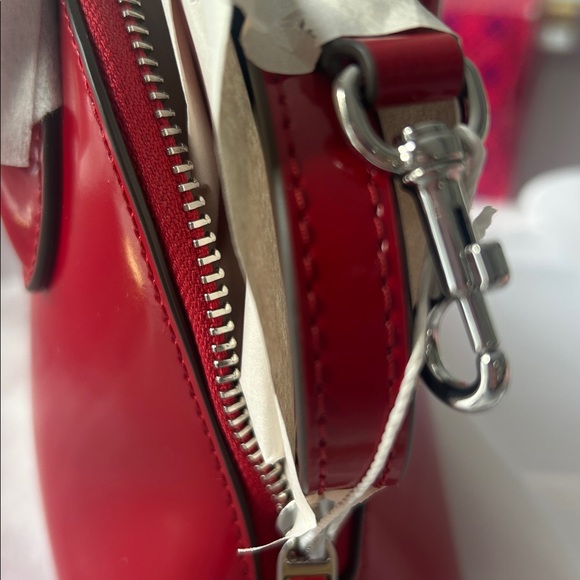 Tory Burch women’s Warm Red BNWT Emerson patent mini dome satchel - Picture 11 of 14